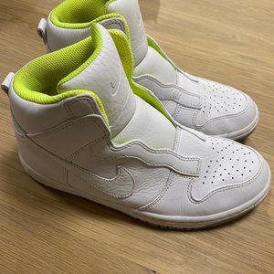 Sacai x NikeLab Dunk High Laceless Nikes